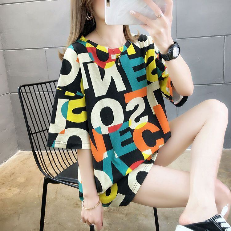 売り切れ必至 カラーマッチング 個性派 プリント全2色 半袖Tシャツ カットソー ＜S-8556＞