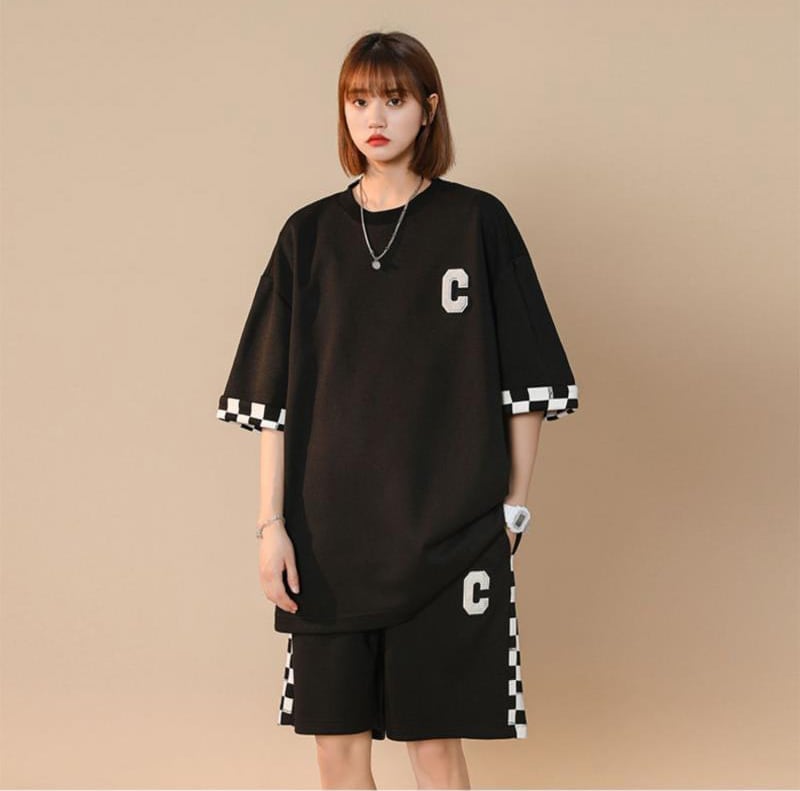 超人気  ルーズ アメリカンスタイルのカジュアルなクロップドジャケット<S-5164> 半袖Ｔシャツⅹパンツセット全2色 <S-8209>
