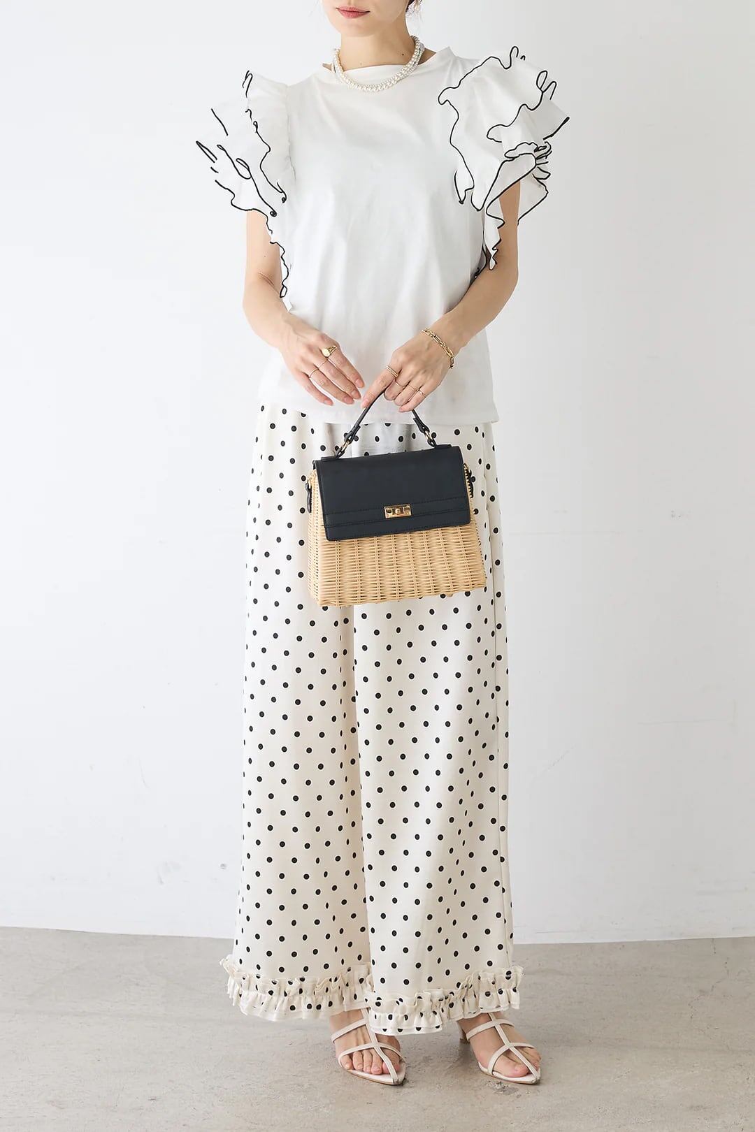 美人度アップ 早い者勝ち 大人可愛い カジュアル 共2色 Tシャツ<S-12149>