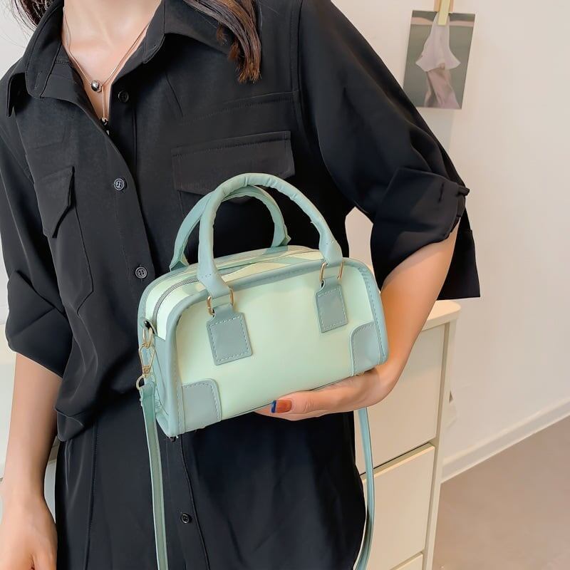 オシャレ度満点 ショルダーバッグ シンプル メッセンジャーバッグ＜S-3783＞