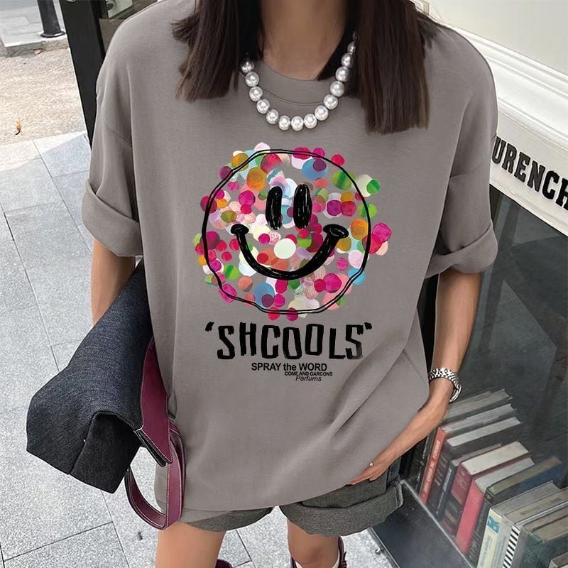 話題沸騰中 スマイリー カジュアル 半袖 Tシャツ <S-8651>
