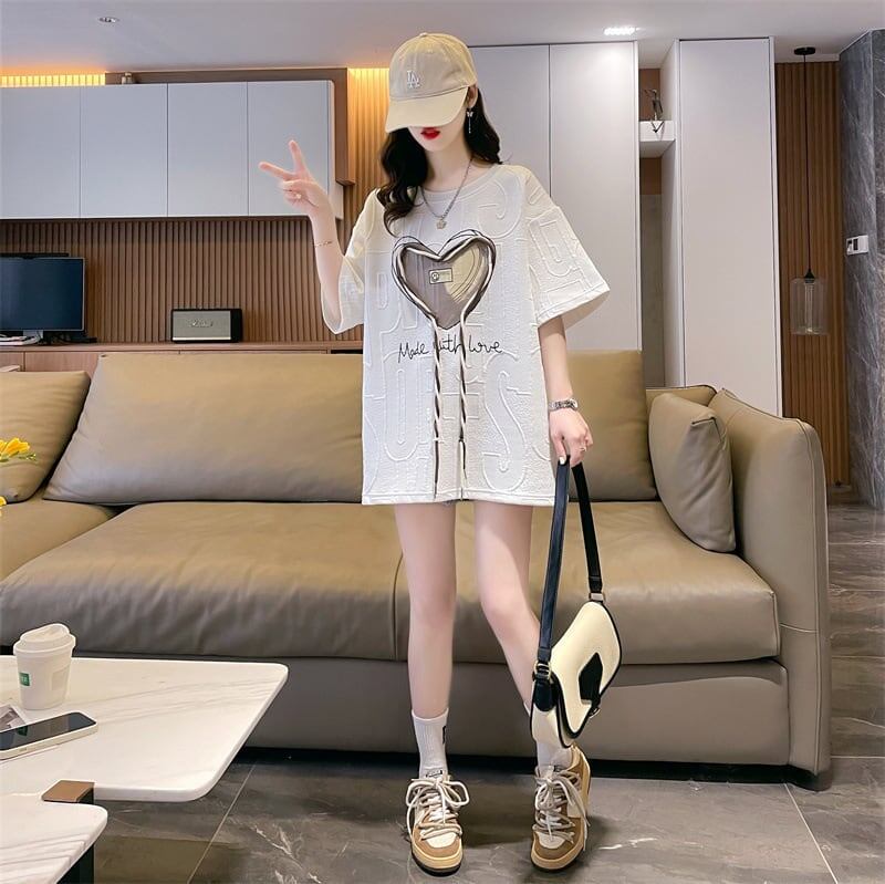 着心地良い ハート 立体風 プリントTシャツ 三色 ゆったり半袖＜S-2933＞