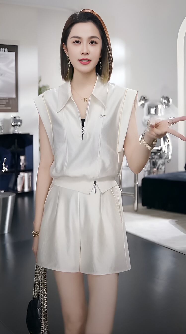 絶対欲しい 上品 着心地良い カジュアル 半袖 Tシャツ ショートパンツ セットアップ ＜S-8819＞