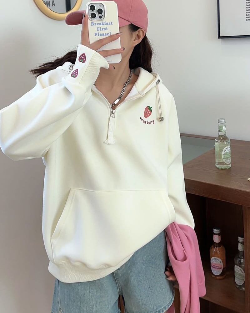 定番シンプル  いちごロゴ パーカ全4色トップス<S-4791>