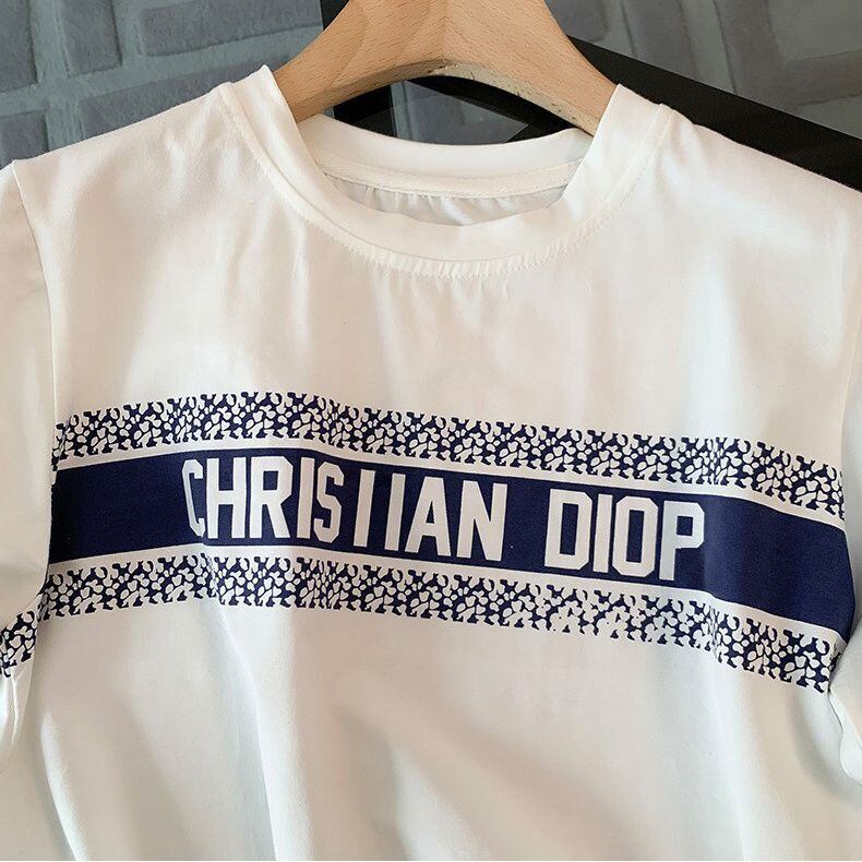 超人気 ファッション 上品 カジュアル 半袖Ｔシャツⅹパンツセット<S-8880>