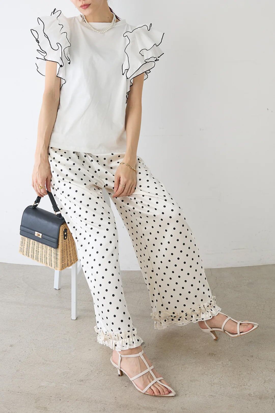 美人度アップ 早い者勝ち 大人可愛い カジュアル 共2色 Tシャツ<S-12149>