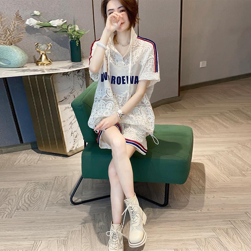 好感度UP カジュアル 上品 レース 透かし彫り 切り替え 半袖Tシャツ ショートパンツ セットアップ ＜S-8807＞