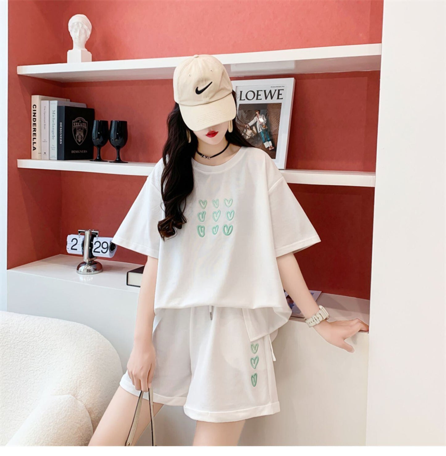売り切れ必至 カジュアル 上質 ルーズ 半袖Ｔシャツⅹパンツセット全3色 <S-8234>