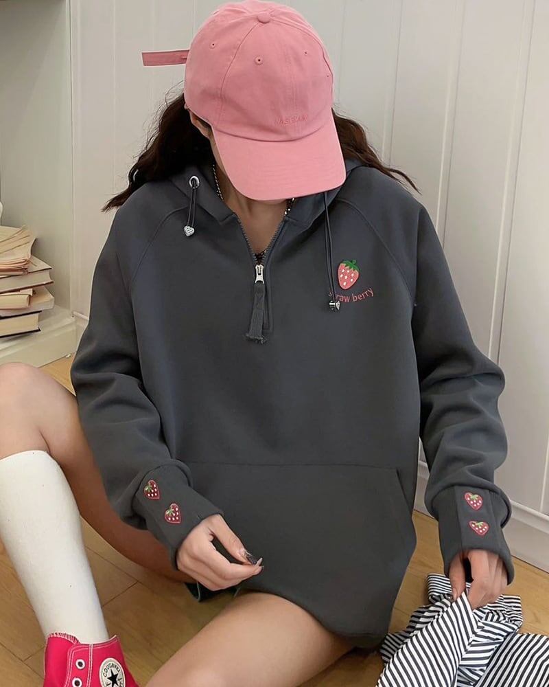 定番シンプル  いちごロゴ パーカ全4色トップス<S-4791>