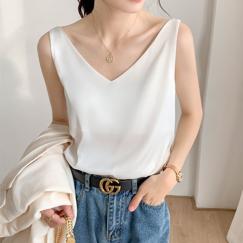 好感度満載 3色選択可 美感いっぱい ノースリーブ チョッキ シャツ＜S-3407＞