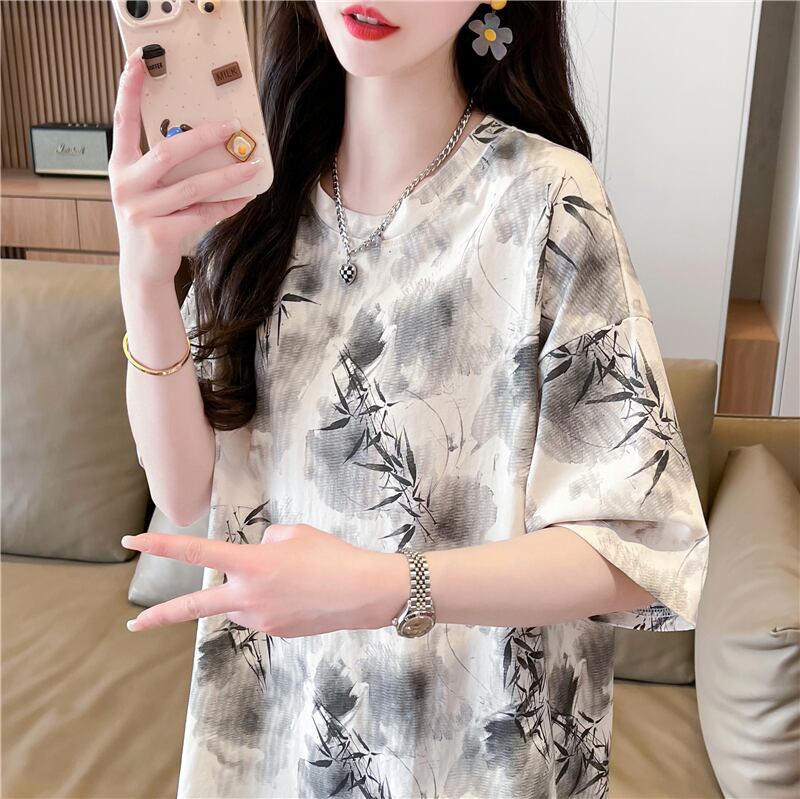 新商品 高級感溢れる オシャレ度満点 2色選択可 Tシャツ カットソー＜S-8277＞