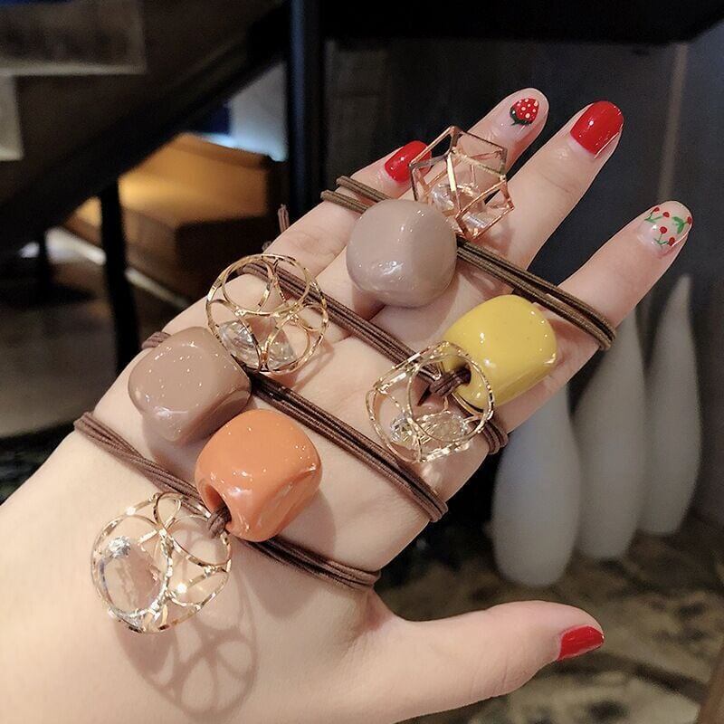 美人度アップ 透かし彫り ファッション シュシュ カチューシャ アクセサリー＜S-3324＞