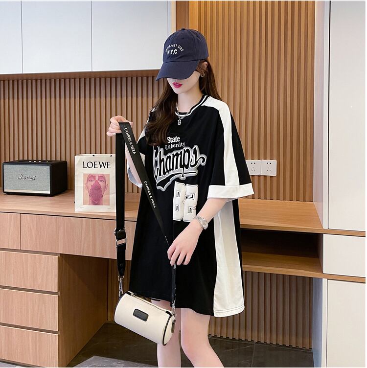 絶対流行 一目惚れ 個性的なデザイン 2色選択可 プリント Tシャツ カットソー＜S-8279＞