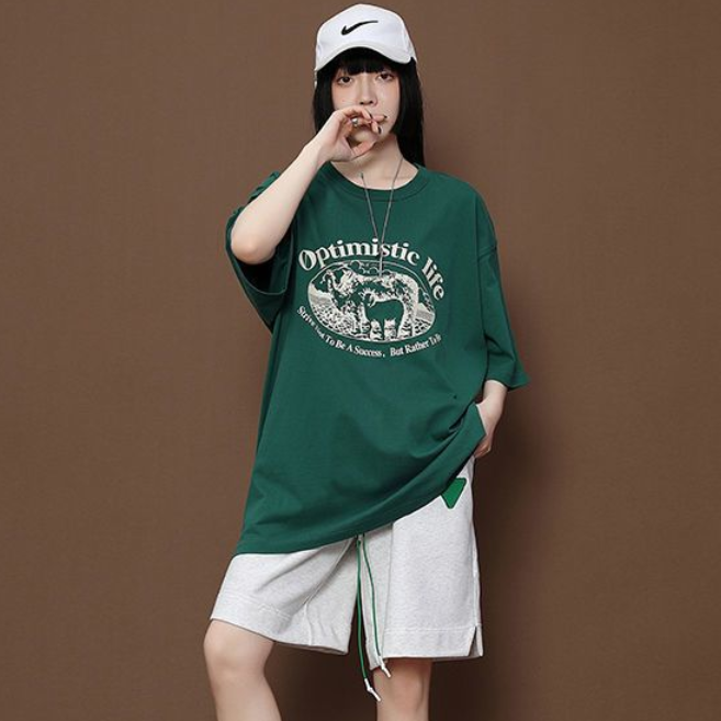 売れ筋 ゆったり Tシャツ & ショーツ セットアップ MO-80109