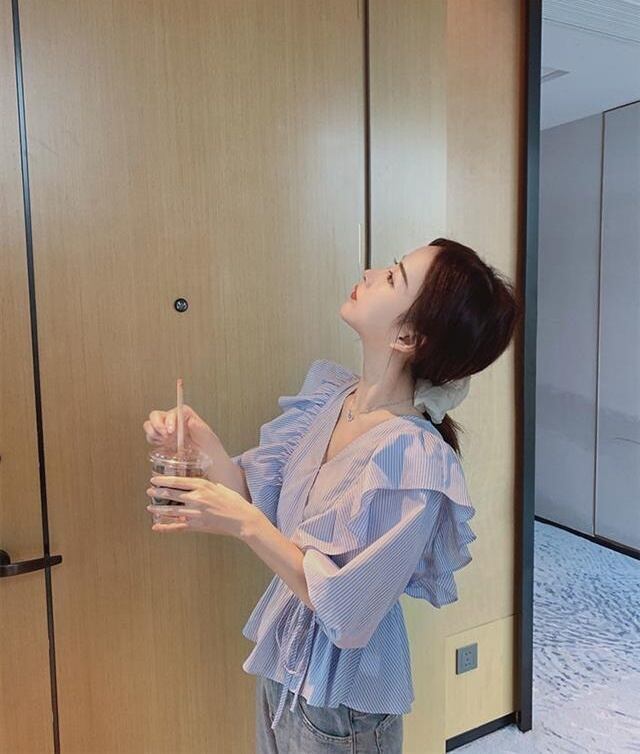 今季マストバイ 大活躍 早い者勝ち 着回し力抜群 売り切れ必至 Tシャツ <S-11908>