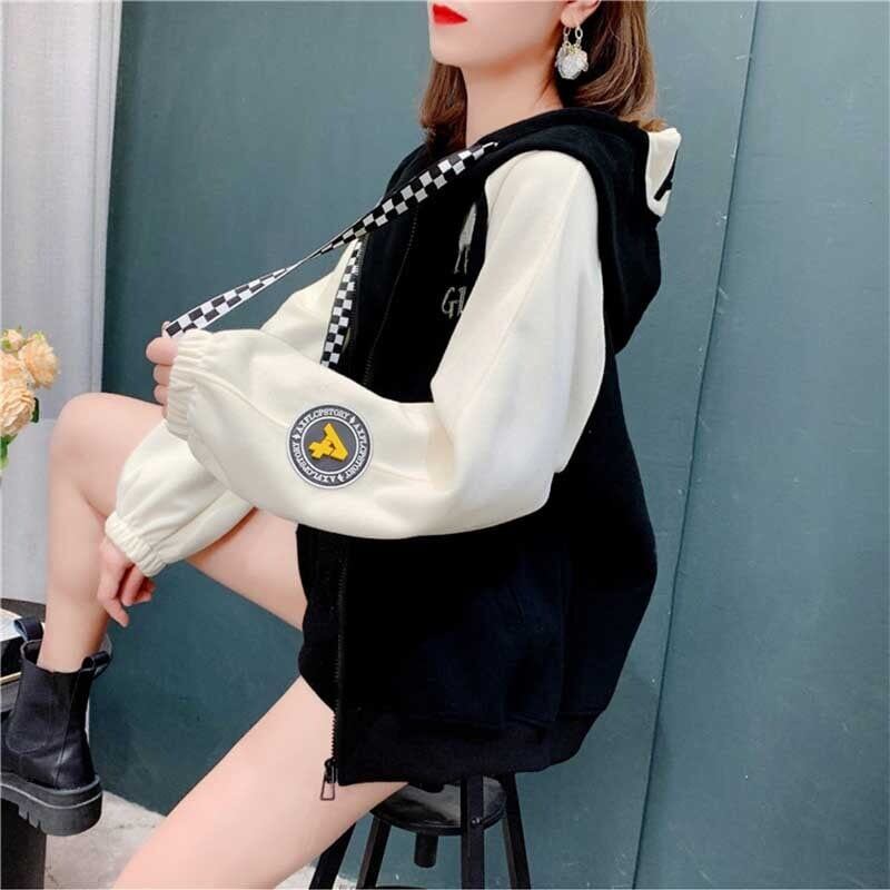 知的で品の良い 3色選択可 清純甘くて女子力UP 切り替え スウェット パーカー＜S-2764＞
