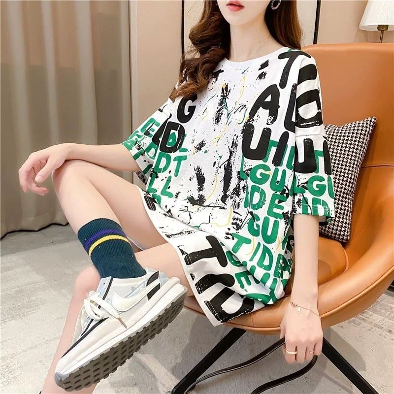 話題沸騰中 個性派 早い者勝ち ゆったり ロング丈 切り替え 2色半袖Tシャツ＜S-9068＞