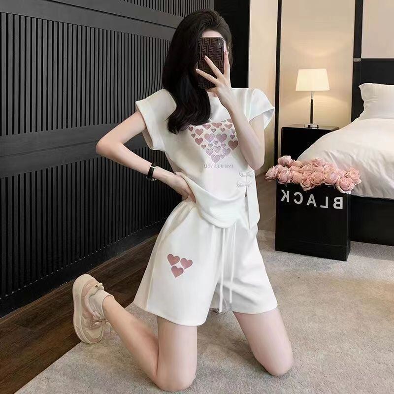 美人度アップ 特別デザイン 上品 半袖 Tシャツ ショートパンツ セットアップ ＜S-8874＞