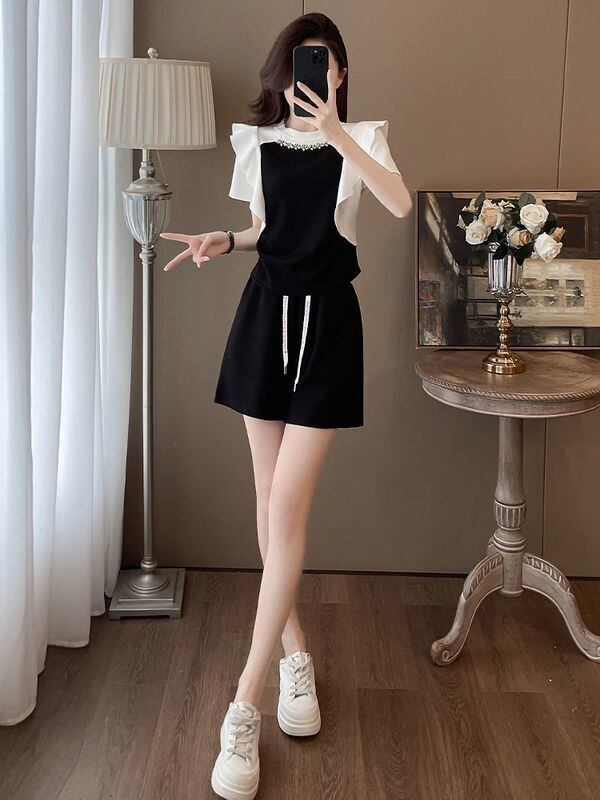 新商品 ホットダイヤモンド 絶対欲しい 切り替え 半袖 Tシャツ ショートパンツ セットアップ<S-8864>