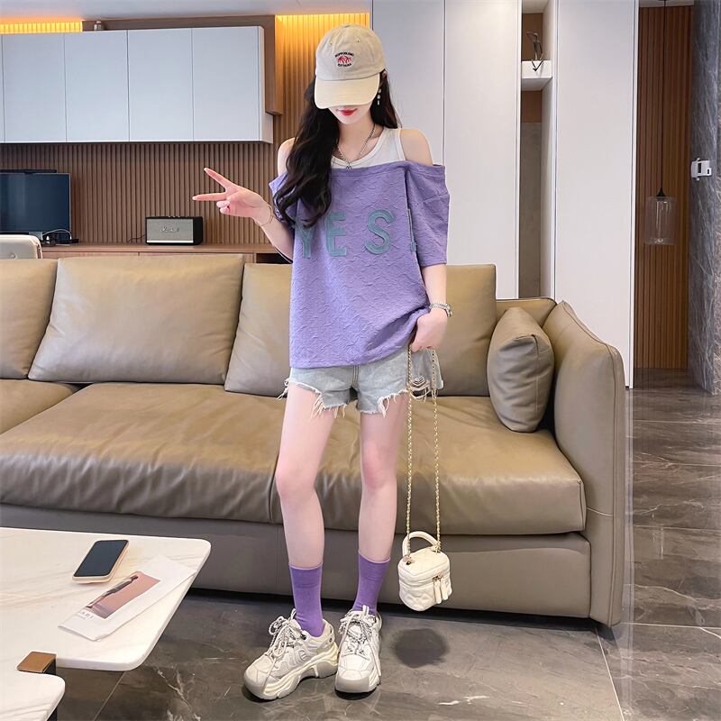 新商品 ゆったり カジュアル プリント オープンショルダー 2色 半袖Tシャツ＜S-8282＞