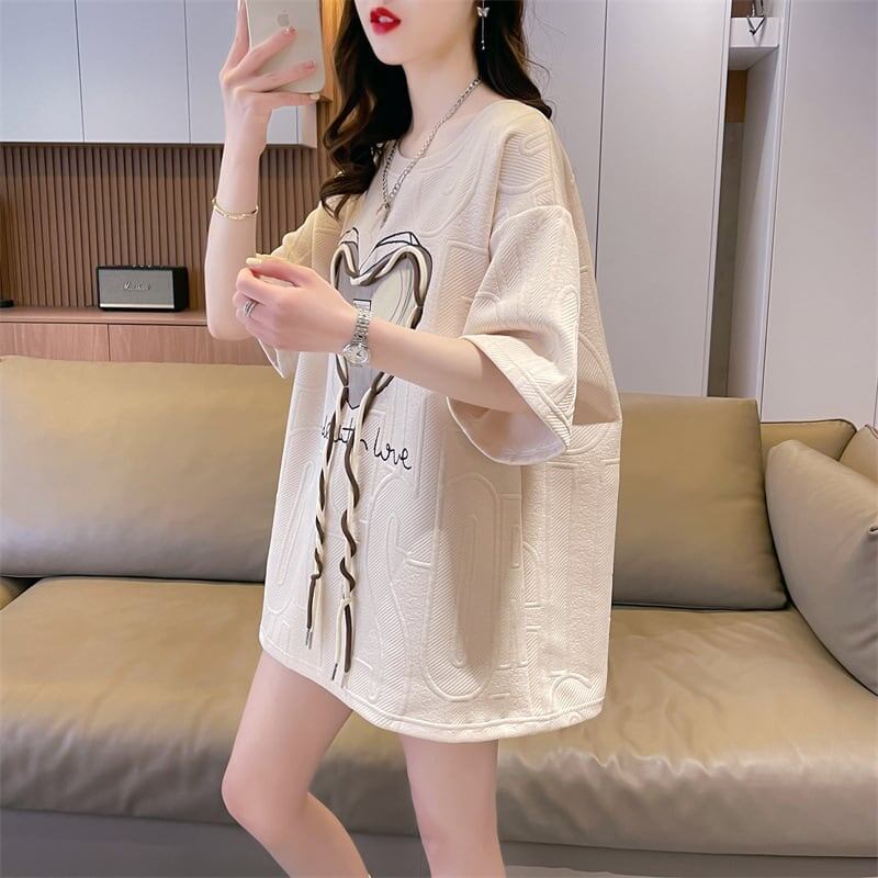 着心地良い ハート 立体風 プリントTシャツ 三色 ゆったり半袖＜S-2933＞