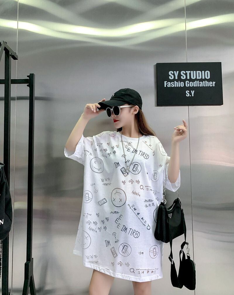売り切れ必至 ゆったり ファッション感満々 ロング丈 3色半袖Tシャツ＜S-9086＞