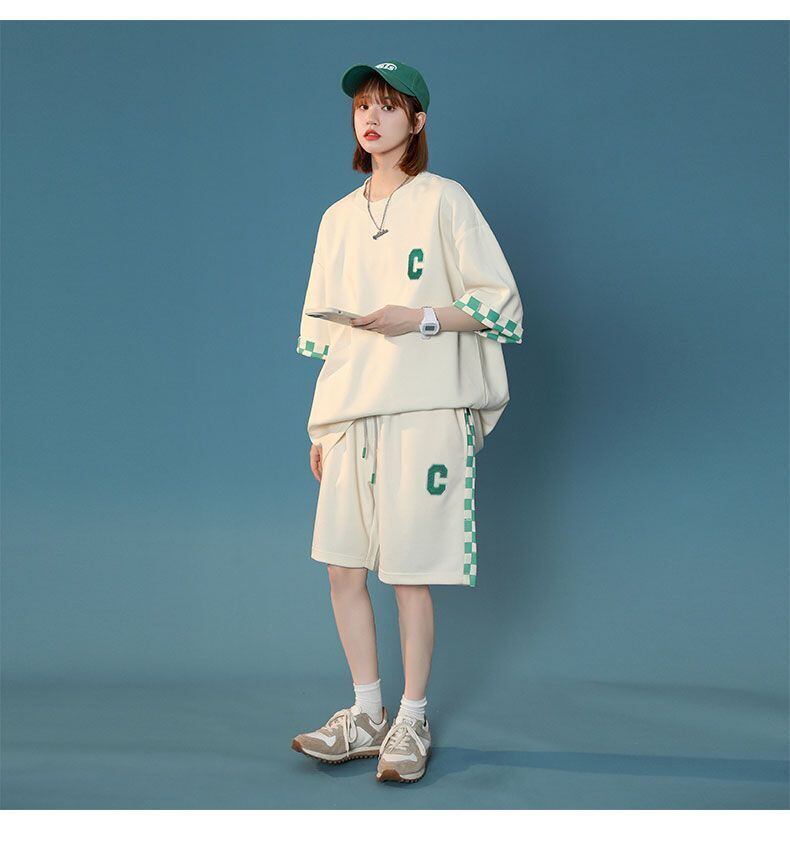 超人気  ルーズ アメリカンスタイルのカジュアルなクロップドジャケット<S-5164> 半袖Ｔシャツⅹパンツセット全2色 <S-8209>
