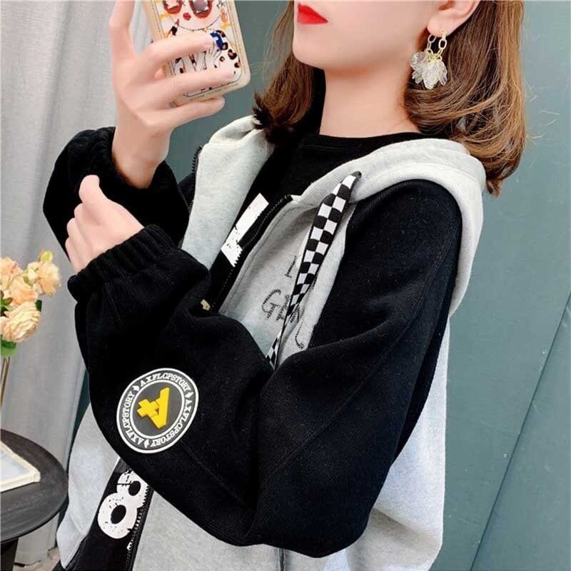 知的で品の良い 3色選択可 清純甘くて女子力UP 切り替え スウェット パーカー＜S-2764＞
