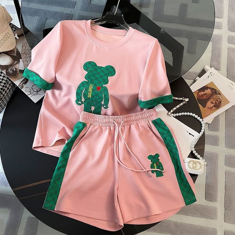 大好評 カジュアル 話題沸騰中 切り替え 全3色 半袖 Tシャツ ショートパンツ セットアップ ＜S-9007＞