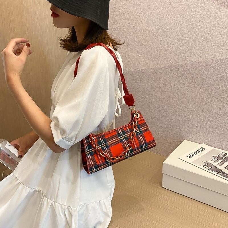 オシャレ度満点 ショルダーバッグ 合わせやすい ハンドバッグ＜S-3415＞