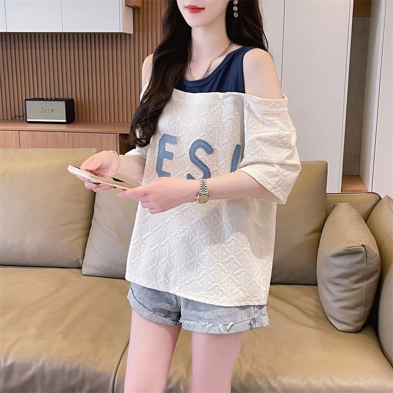 新商品 ゆったり カジュアル プリント オープンショルダー 2色 半袖Tシャツ＜S-8282＞