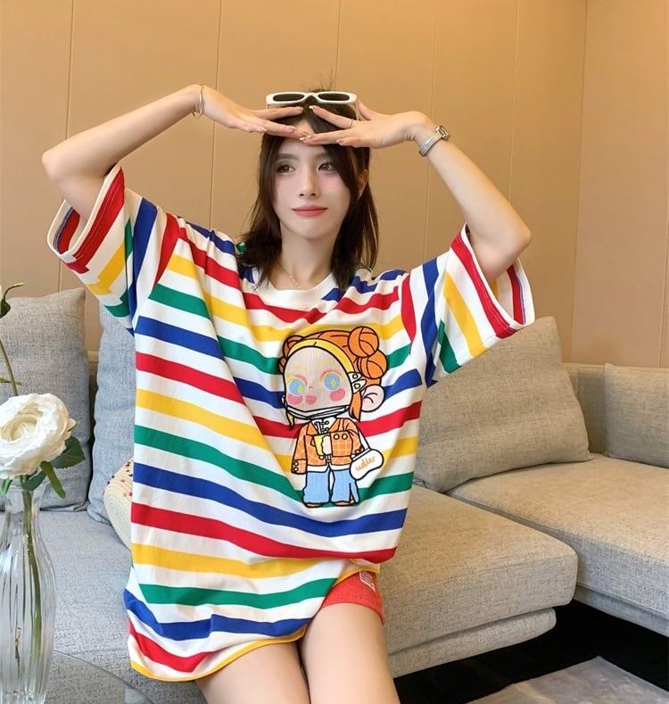 売り切れ必至 トレンドアイテム 存在感抜群 ストライプ柄 半袖Tシャツ<S-9270>
