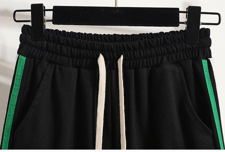 軽い生地が夏にぴったり！ スタイリッシュさ ゆったり感アップ ハイウエスト 全2色 パンツ ＜S-9112＞
