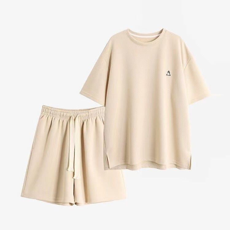 定番シンプル ?感?佳 夏に嬉しい機能付き カジュアル 全4色 半袖トップスⅹショートパンツセット<S-9079>