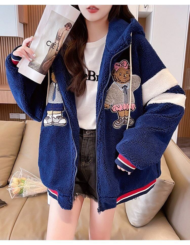 大活躍 全二色トップス 熊柄刺繍ロゴボアフルジップパーカー ＜S-4440＞
