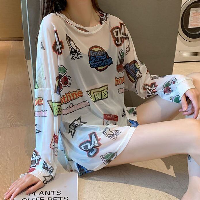 超人気 ルーズ 個性派 日焼け防止に透け感 Tシャツ＜S-8052＞
