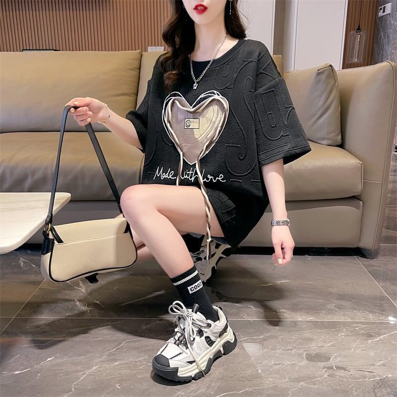 着心地良い ハート 立体風 プリントTシャツ 三色 ゆったり半袖＜S-2933＞