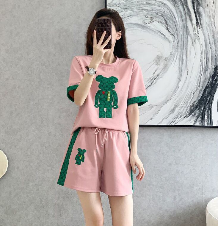 大好評 カジュアル 話題沸騰中 切り替え 全3色 半袖 Tシャツ ショートパンツ セットアップ ＜S-9007＞