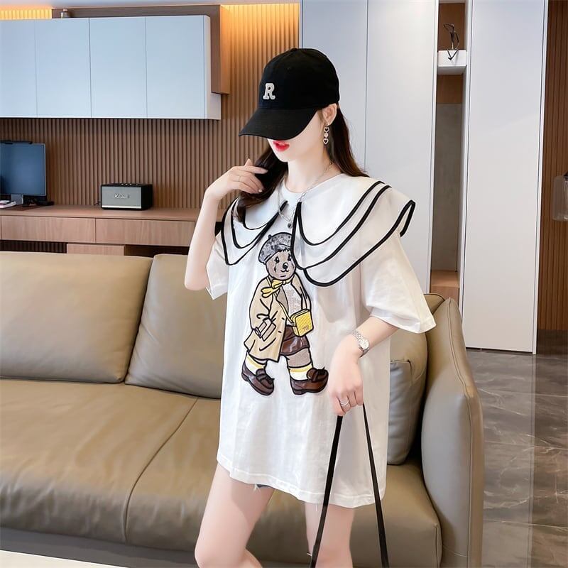 カレッジスタイルのゆったりとしたウエスタンスタイルのネイビーカラー漫画柄Tシャ<S-2897>