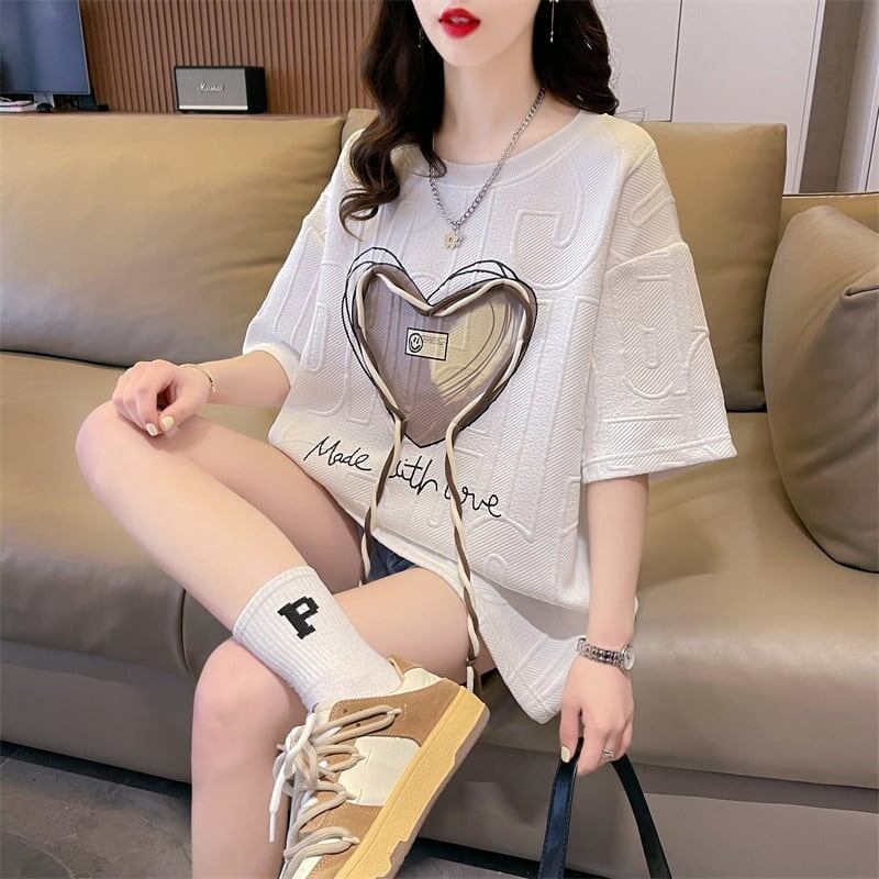 着心地良い ハート 立体風 プリントTシャツ 三色 ゆったり半袖＜S-2933＞