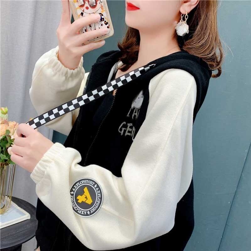 知的で品の良い 3色選択可 清純甘くて女子力UP 切り替え スウェット パーカー＜S-2764＞