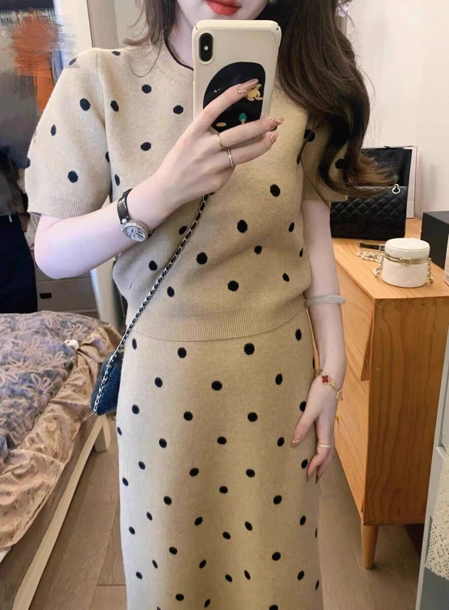 好感度100％ 柔らかくて優しい印象 効果抜群 プリント切り替え 2色 セットアップ<S-10855>