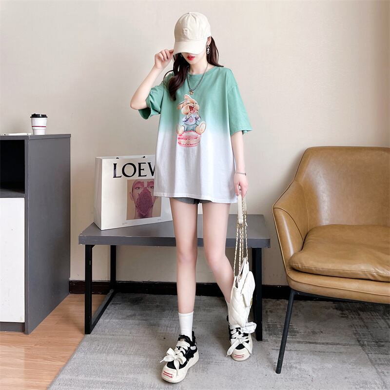 話題沸騰中 グラデーション おしゃれ度高め プリント 2色選択 半袖 Tシャツ <S-9218>