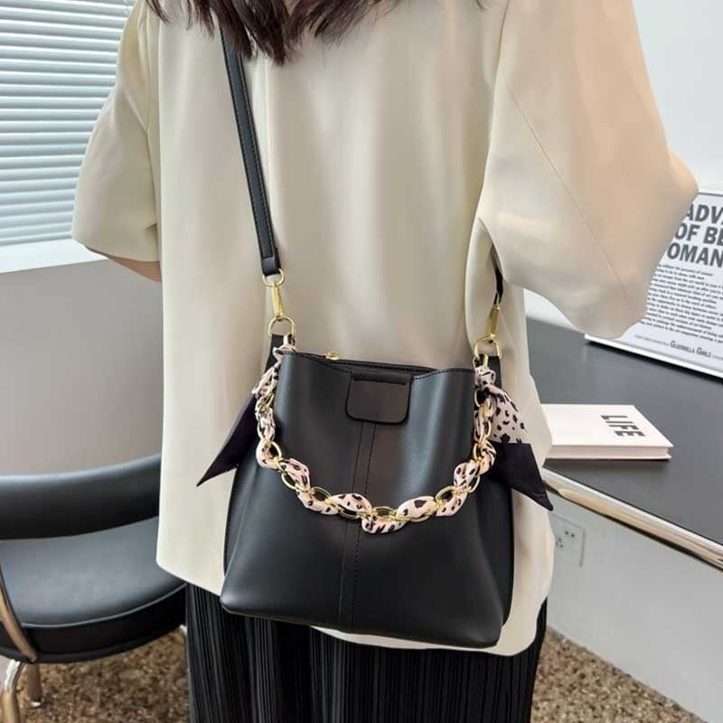 オシャレ度満点 メッセンジャーバッグ 一目惚れ ショルダーバッグ＜S-3179＞