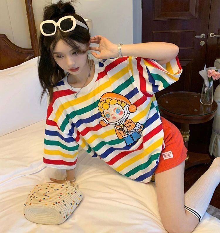 売り切れ必至 トレンドアイテム 存在感抜群 ストライプ柄 半袖Tシャツ<S-9270>