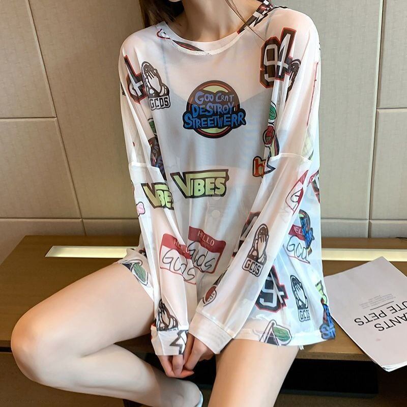 超人気 ルーズ 個性派 日焼け防止に透け感 Tシャツ＜S-8052＞
