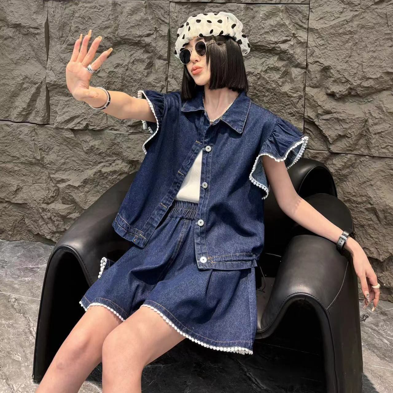 大好評 ファッション 売り切れ必至 2色選択 デニム 半袖 Tシャツ+ 短いスカート セットアップ ＜S-8992＞