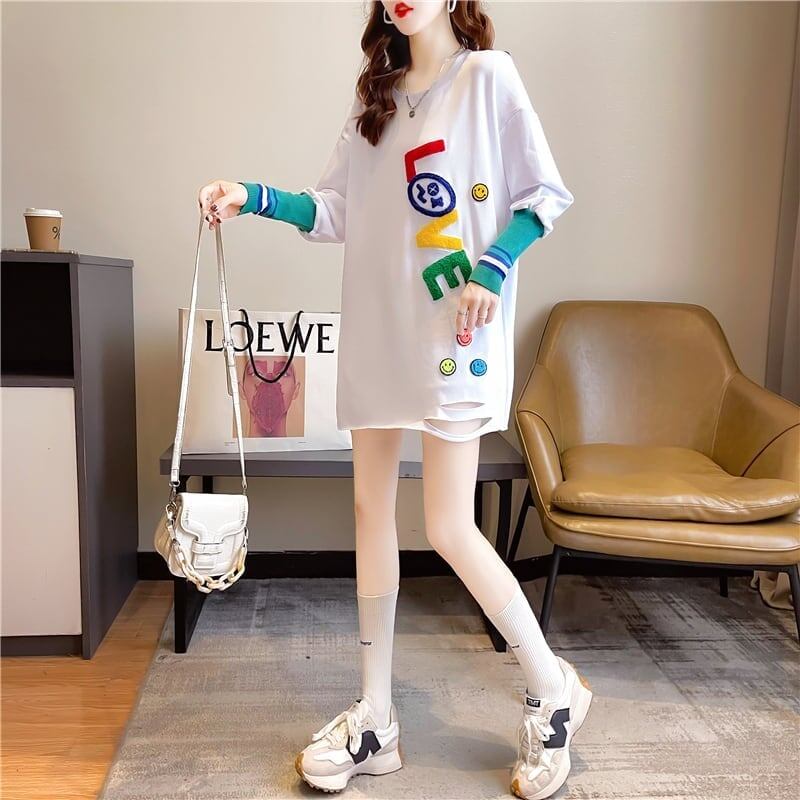 デザインセンスを繋ぎ合わせたミドル丈のルーズボトムシャツ<S-5051>