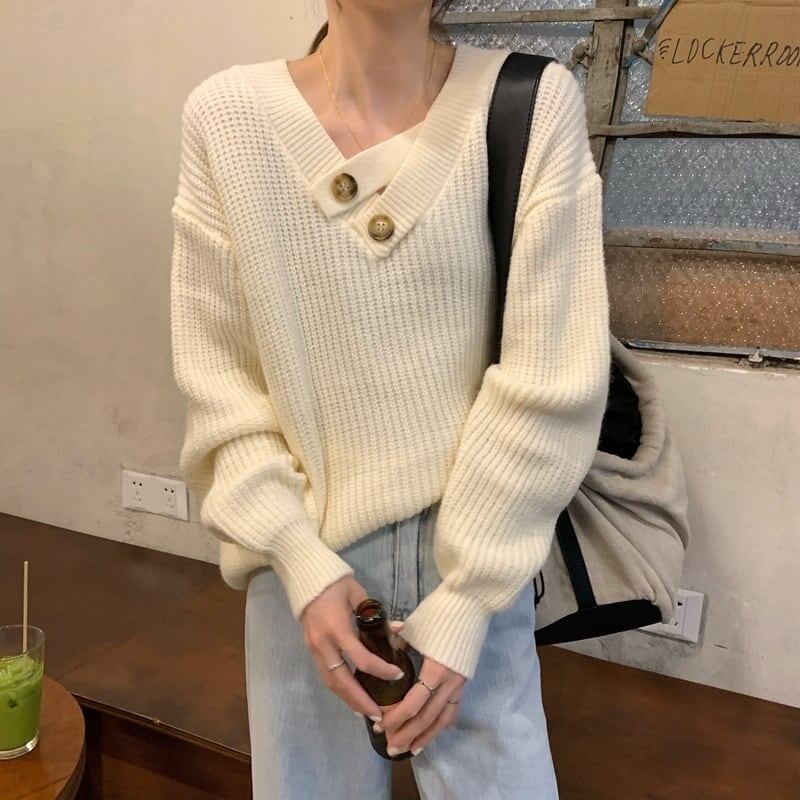 知的で品の良い Vネック 一目惚れ 無地 3色選択可 長袖 ニット セーター＜S-2572＞