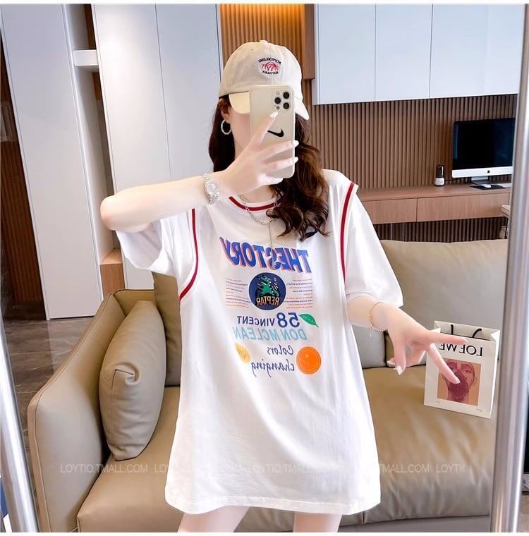 組み合わせやすい 白 プリントTシャツ  ロング アルファベット ＜isf-2843＞